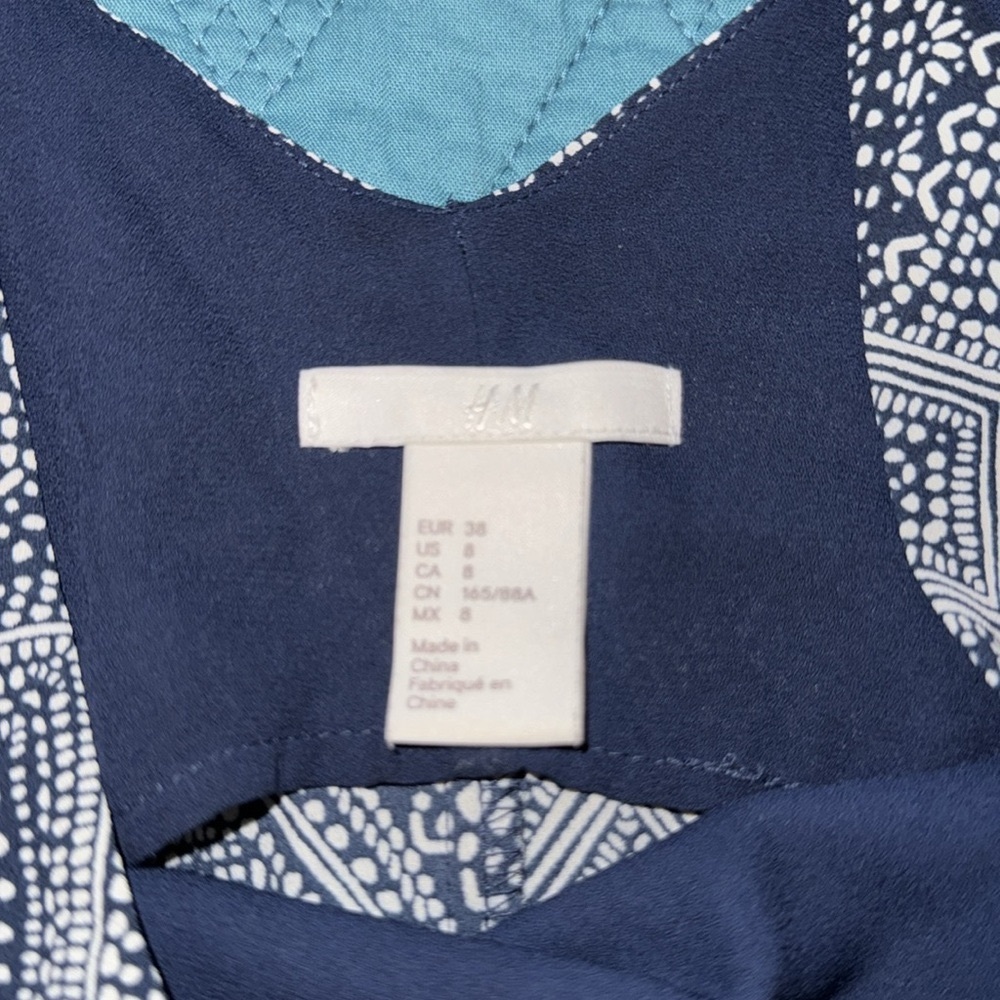 Flowy Tank Top - Picture 3 of 6